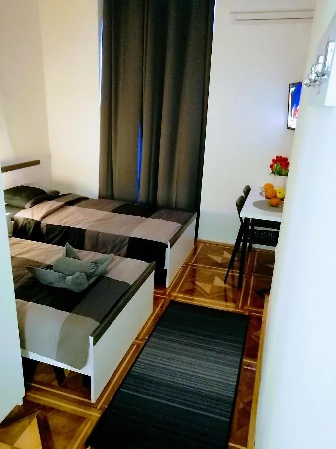 Zpula Center Studio Apartments Croatia