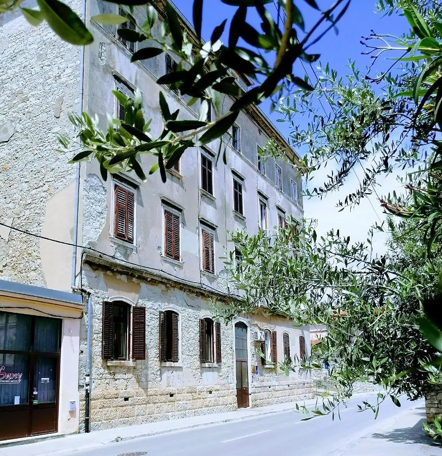 Zpula Center Studio Apartments