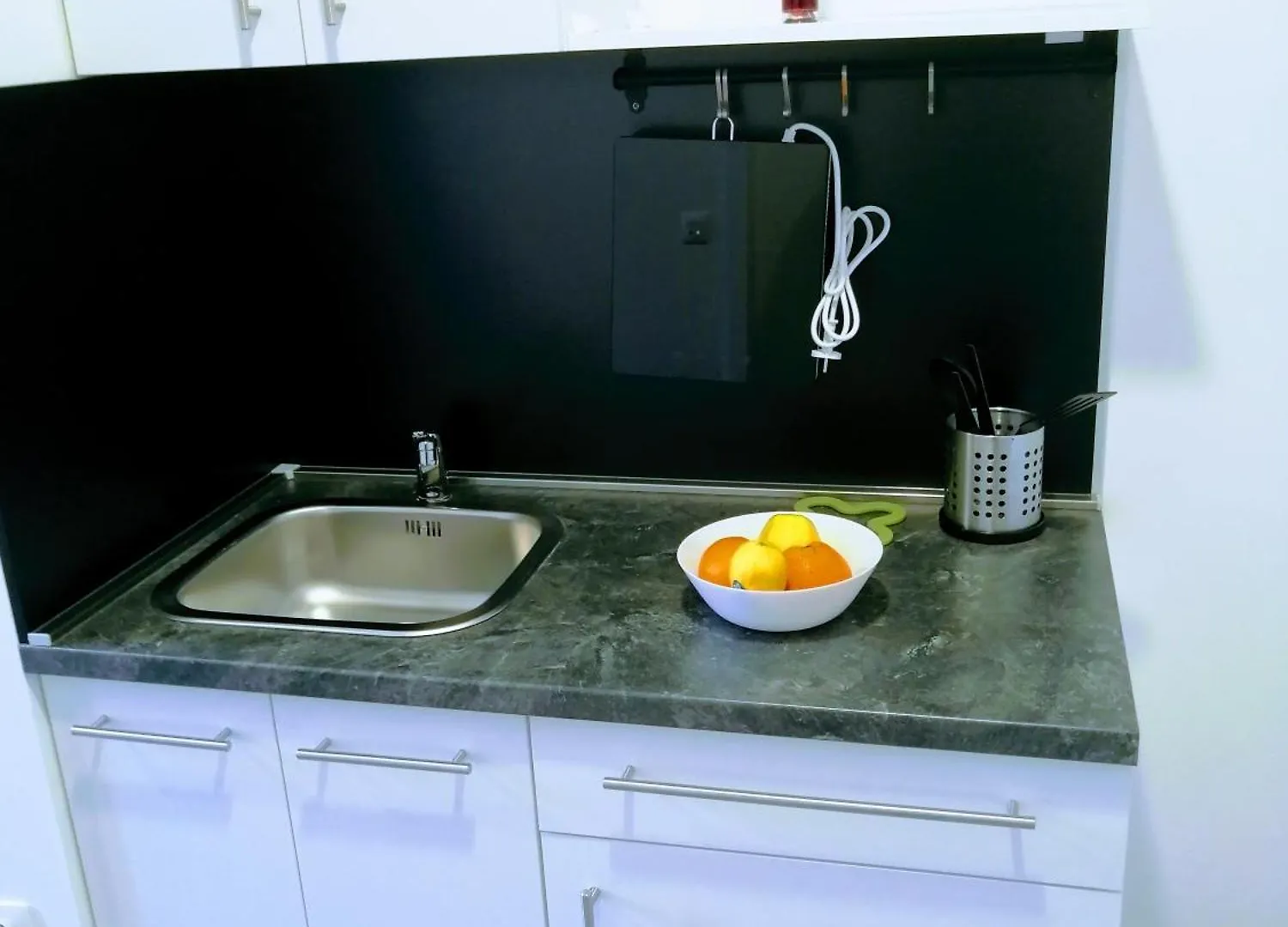 Zpula Center Studio Apartments 0*, Pula Croatia