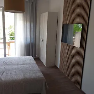 apartment-marina-banjol.primorje-gorskikotar.com/